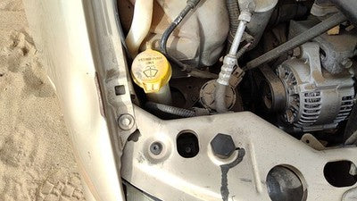 1999 Dodge Stratus Windshield Washer Fluid Reservoir With Pump Oem Wiper Tank