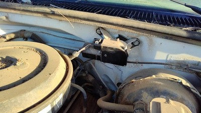 1988-2000 Gmc Sierra 2500 Windshield Wiper Motor Oem 12368702