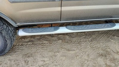 2003-2004 Nissan Xterra Passenger Right Running Board Side Step Oem Xe