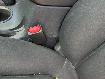 2013-2015 Dodge Dart Driver Left Front Seat Belt Buckle Receiver Oem Black B7X9