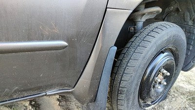 04 Mitsubishi Endeavor Passenger Right Moulding Fm Fender Trim C04 Mineral Beige