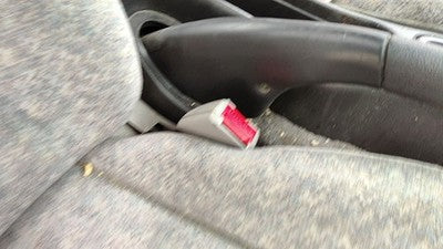Saturn Sl1 Passenger Right Front Seat Belt Buckle Receiver Oem Gray