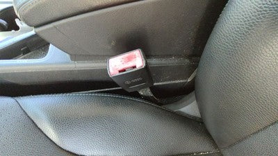 2006-2010 Vw Passat Driver Left Front Seat Belt Buckle Receiver Oem Qq Black