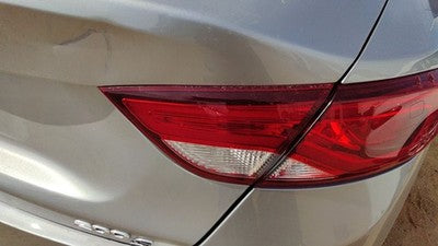 15-17 Chrysler 200 Passenger Right Tail Light Brake Lamp Rear Inner Lid Mounted