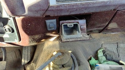 1983 Gmc Sierra C3500 Ash Tray Assembly Oem Slide Out Dash