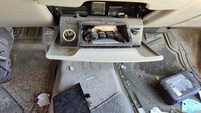 01-04 Buick Lesabre Buick Lesabre Ash Tray Assembly Oem Slide Out Dash Gray 17B