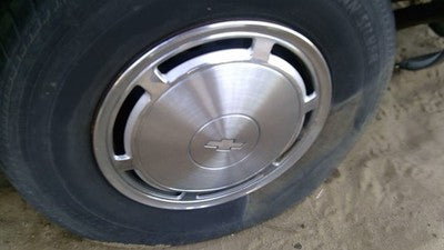 1986-1996 Chevy Caprice 15' 6 Slot Hub Cap Wheel Cover Oem