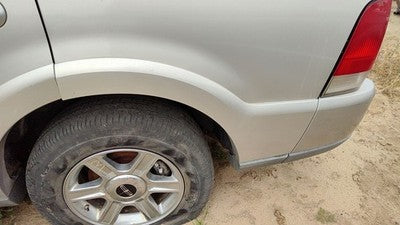 2003 Lincoln Aviator Driver Left Rear Wheel Moulding Flare Oem Silver Jp