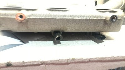 2008 Chevy Impala Upper Intake Manifold Oem With Throttle Body Valve 3.5L