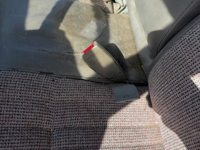 1991 Isuzu Pup Driver Left Front Seat Belt Buckle Receiver Oem Gray