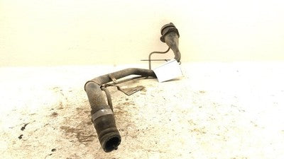 2001-2004 Chevy Venture Fuel Filler Neck Assembly With Gas Cap Oem 15237890