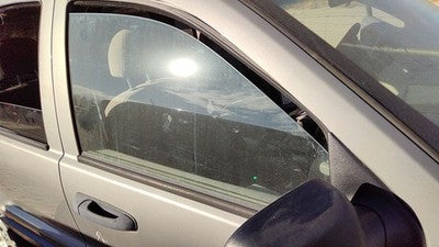 1999-2004 Jeep Grand Cherokee Passenger Right Front Side Window Door Glass Oem