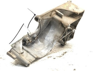 2003 Chevy Suburban Power Steering Mount Bracket OEM AC with Bolts 5.3L 12554030