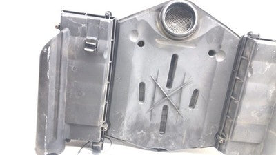 2003-2005 Mercedes C240 Air Cleaner Filter Box Oem Intake Housing Awd