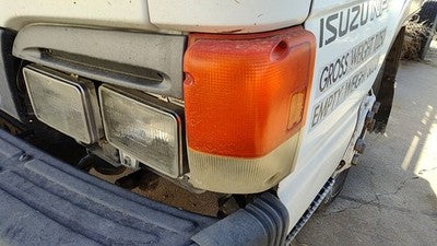 1996 Isuzu Npr Driver Left Front Turn Signal Light Lamp Oem Fender Mounted