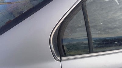 1996-00 Honda Civic Passenger Right Rear Vent Window Back Door Glass With Frame