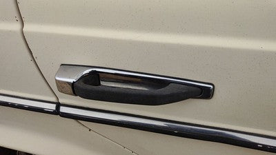 1980 Mercedes 300Td Passenger Right Rear Outside Door Handle Oem Back