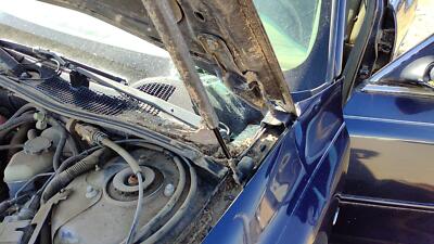 1999-2002 Oldsmobile Intrigue Passenger Right Hood Hinge Assembly Oem Blue 28u