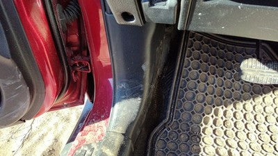 2004 Mitsubishi Outlander Driver Left Lower Kick Trim Panel Oem Black