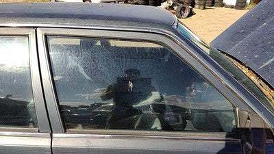 1983-86 Toyota Camry Passenger Right Front Side Window Door Glass Oem 6811132030
