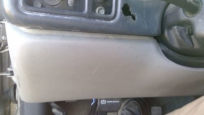 2000-2002 Chevy Tahoe Lower Dash Under Column Knee Bolster Trim Panel Gray 12d