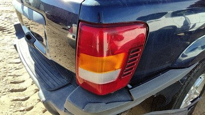 2003-2004 Jeep Grand Cherokee Passenger Right Tail Light Brake Lamp Oem Rear