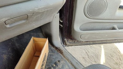 2005 Dodge Ram 2500 Passenger Right Lower Kick Trim Panel Oem Taupe L5