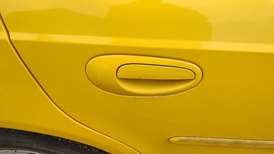 2000-2005 Dodge Neon Passenger Right Rear Outside Door Handle Oem Back Yellow