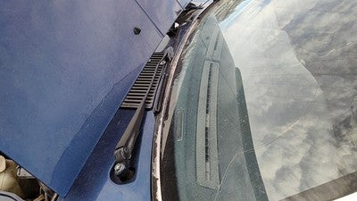 1990-1995 Nissan Pathfinder Driver Left Windshield Wiper Arm Oem Blade Lever