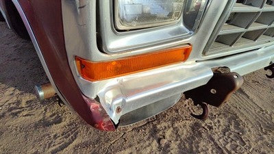 1978-1979 Ford F150 Passenger Right Front Turn Signal Light Lamp Fender Mounted