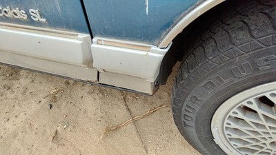 1989 Olds Cutlass Calais Passenger Right Moulding From Fender Oem Trim Strip