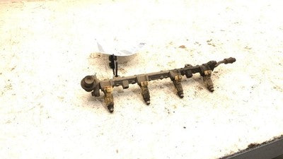 2002 03 Mitsubishi Lancer Complete Fuel Rail With Injectors Set Loaded Oem 2.0L
