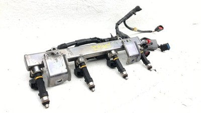 2006-2013 Mazda 3 Complete Fuel Rail With Injectors Set Loaded Oem 2.0L