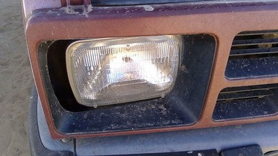 1981-1987 Isuzu Pup Pickup Passenger Right Head Light Front Lamp With Bracket