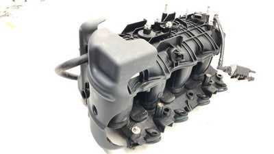 10-14 Chevy Tahoe Intake Manifold with Bolts Hardware OEM 5.3L 12638038