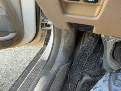 01-02 Lincoln Ls Driver Left Lower Kick Trim Panel Oem Tan 4H