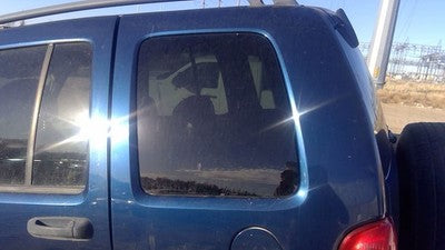 2002-2007 Jeep Liberty Driver Left Rear Quarter Glass Back Side Window Oem