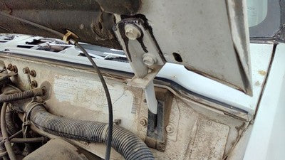 1984-1998 Jeep Cherokee Pair Of Hood Hinges Right Left Set Assembly Oem White