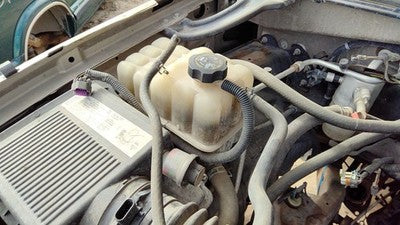 1999-2004 Silverado 1500 Coolant Reservoir Radiator Overflow Tank Bottle Oem