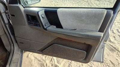 94 Jeep Grand Cherokee Passenger Right Front Door Trim Panel With Switches Gray