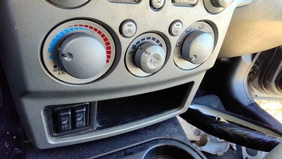 04-05 Mitsubishi Endeavor Temperature Control Module In Dash Heater Ac Head Unit