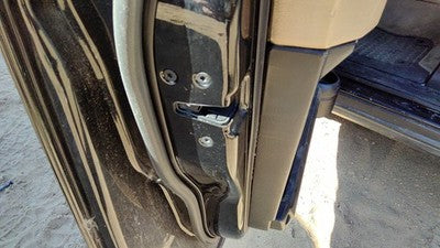 05-07 Land Rover Lr3 Driver Left Front Door Latch With Rods/Cables Oem Fqj000215