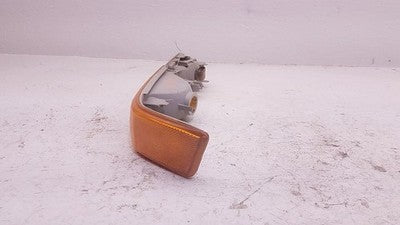 1998-2005 Chevy S10 Blazer Passenger Right Turn Signal Lamp Assembly Oem
