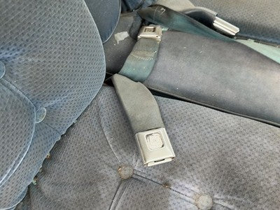 1986 Olds 88 Passenger Right Front Seat Belt Buckle Receiver Oem Blue