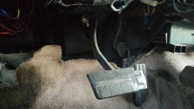 1994 Chevy Suburban Gas And Brake Pedal Assembly Automatic Transmission