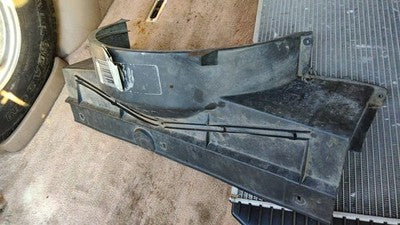 1993-1994 Chevy Suburban Radiator Cooling Fan Shroud Oem Plastic Housing 5.7L