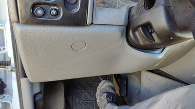 2005-2009 Gmc Envoy Lower Dash Under Column Knee Bolster Trim Panel Oem Gray 28H