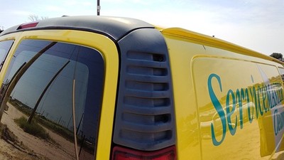 02 Express Van 2500 Passenger Right Rear Upper Moulding On Quarter Panel Oem