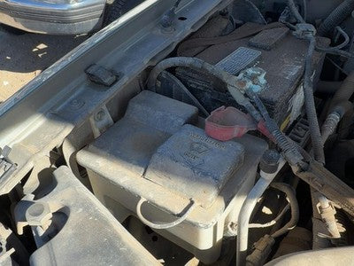 1998-2008 Ford F150 Windshield Washer Fluid Reservoir With Pump Oem Wiper Tank