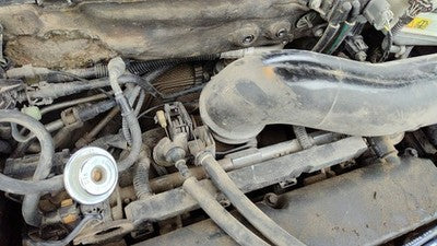 2000-03 Focus Station Wagon Throttle Body Valve Complete With Sensors 2.0L Dohc